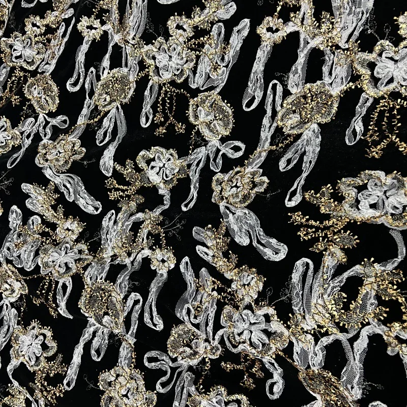 Embroidery Design 3D - Luxueus hoogwaardig fluwelen stof met gouden