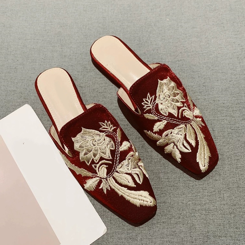 Embroidery Designer - 2026 Nieuwe Dames Schoen Retro Borduren