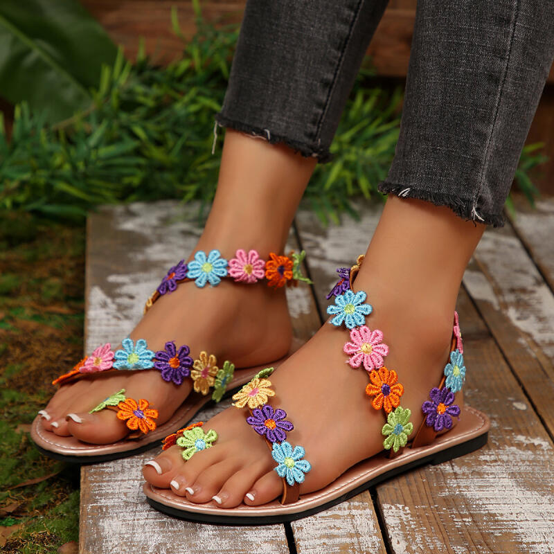 Embroidery Designer - Boheemse borduurwerk bloemen design sandalen dames