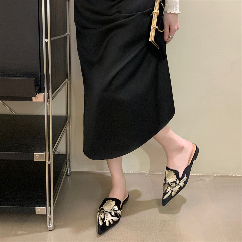 2026 Nieuwe Dames Slippers Bor - Embroidery Designer recensie en prijs