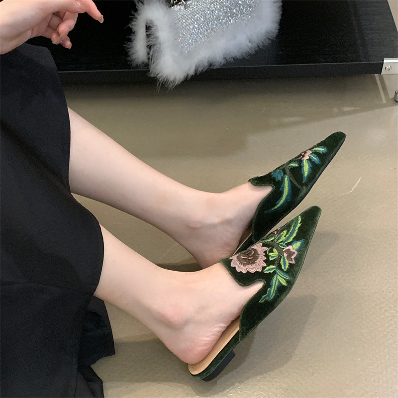 2026 Nieuwe Dames Slippers Bor - Embroidery Designer recensie en prijs