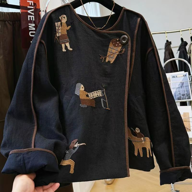 Zwaar geborduurde ronde hals t - Embroidery Origin recensie en prijs
